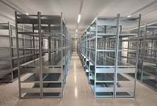 Galvanized racks for warehouse use